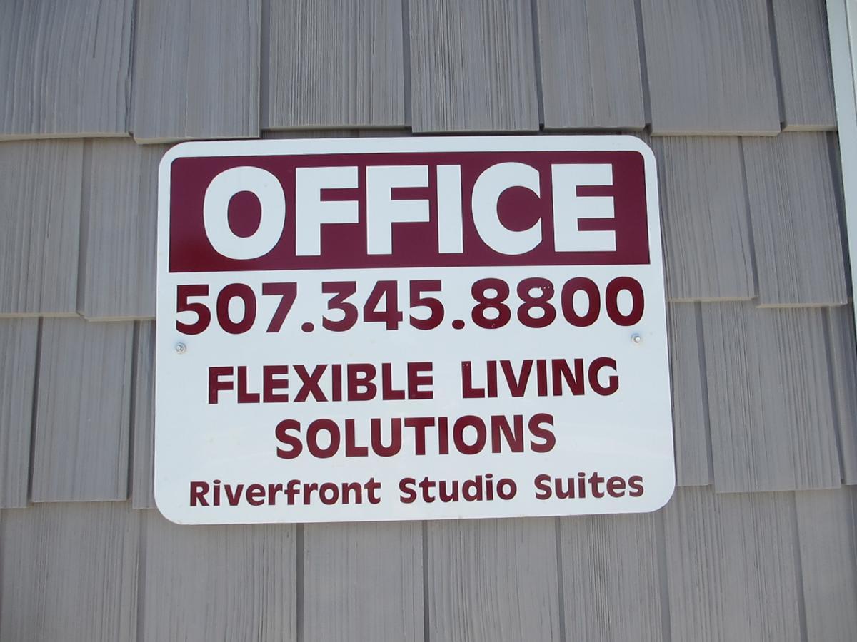 Riverfront Studio Suites Mankato Eksteriør billede